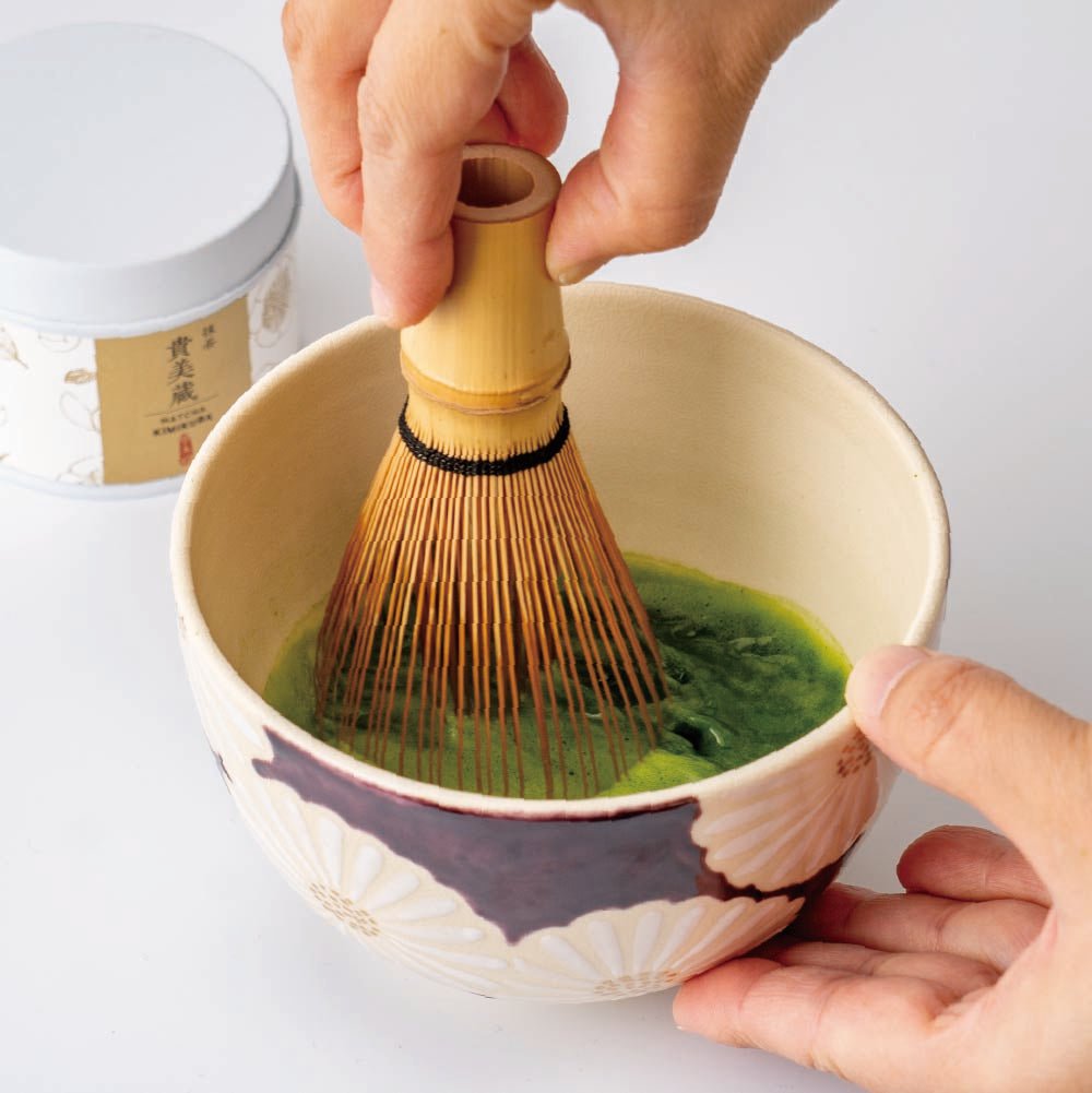 Matcha Tea bowl Chawan - 白菊雅 White Flower Chrysanthemum