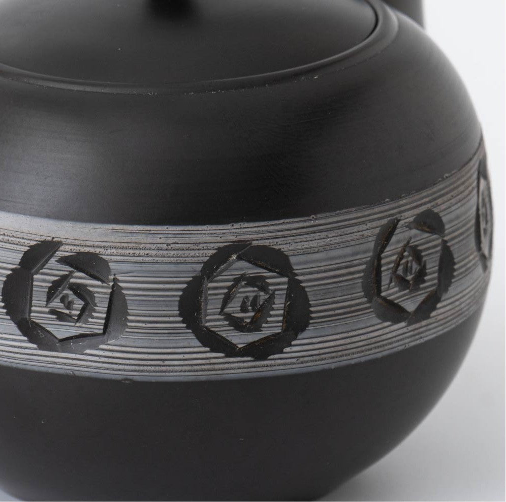 Kyusu Teapot Tokoname Yaki - Carved Floral [Built-in ceramic mesh filter]