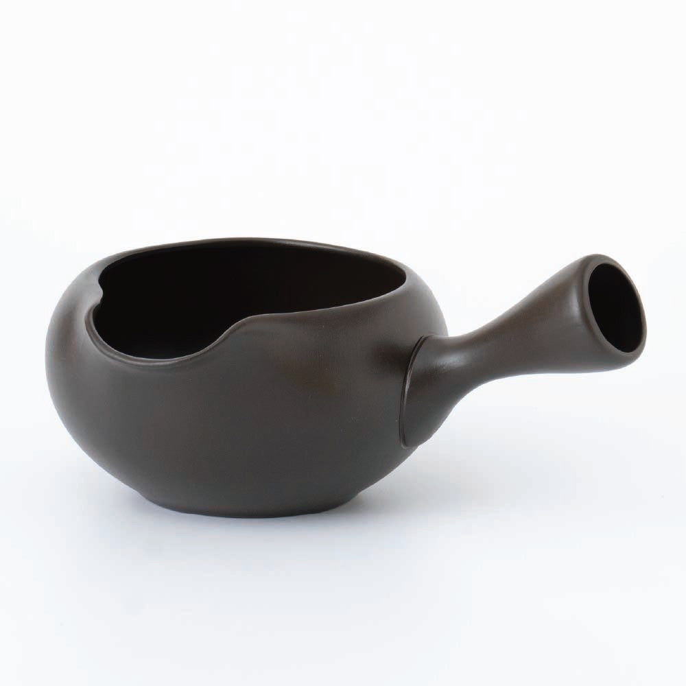 Yuzamashi / Matcha bowl [Black with red blur]